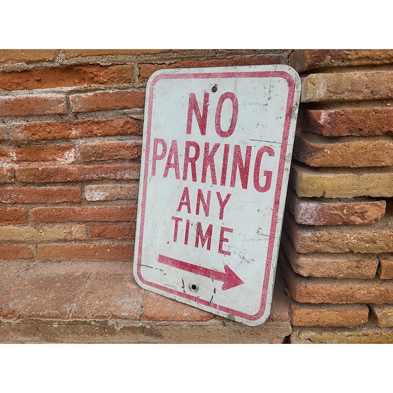 Señal Original de Estacionamiento No Parking Any Time - Imagen 3